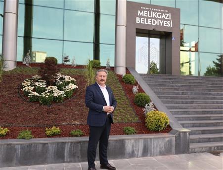 Yıldırım Beyazıt’ta 204 daire sahipleriyle buluşuyor