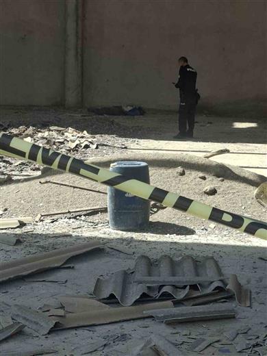 Çatı tamiri sırasında düşen kişi hayatını kaybetti