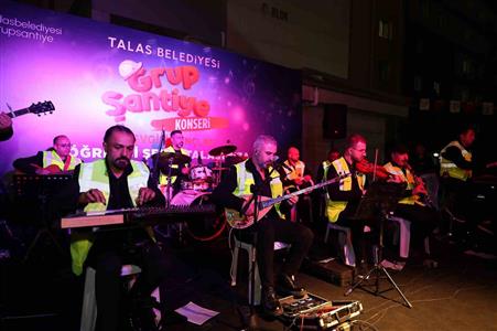 Grup Şantiye Melikgazi Kız Yurdunu coşturdu