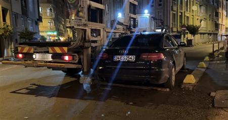 Eskişehir’de hatalı park eden araca trafik ekiplerinden müdahale