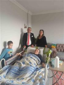 Kırşehir’de Beyaz Ay Derneği’nden ihtiyaç sahibi aileye medikal malzeme desteği