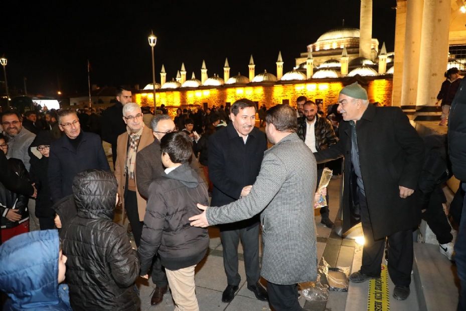 Berat Kandili'nde Karatay'da Gönüller Bir Oldu