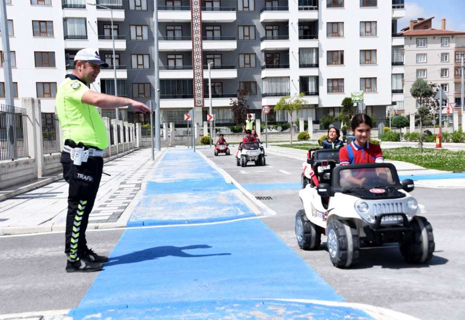 Hasan Kılca'dan Trafik ve İlk Yardım Haftası Mesajı