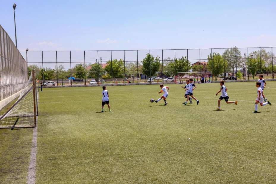 Meram'da Geleneksel Futbol Turnuvası Heyecan Başladı