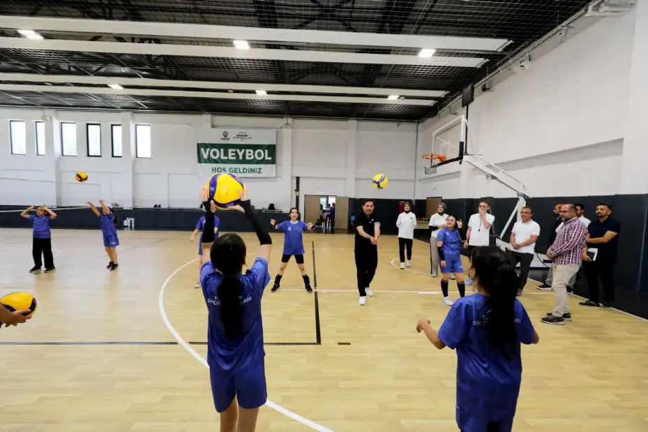Karatay'da Sporun  Kalbi Yaz Okullarında Atıyor