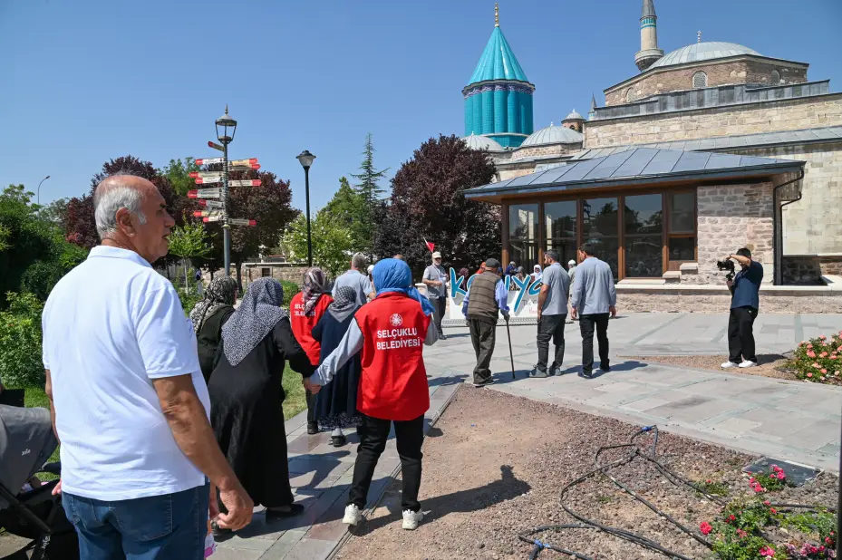 Selçuklu Belediyesi "Şehrimi Tanıyorum" Projesi İle Yaşlıları Ağırladı
