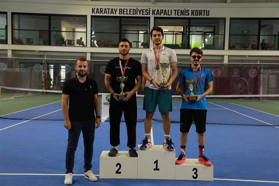 Karatay Tenis Kortu'nda Final Heyecanı