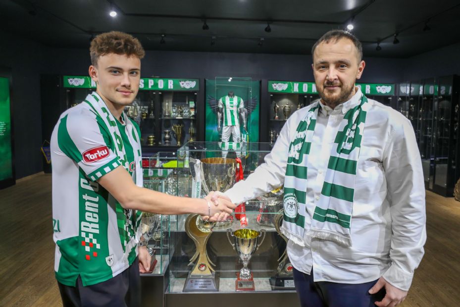 Konyaspor'da Yeni Anlaşma: 