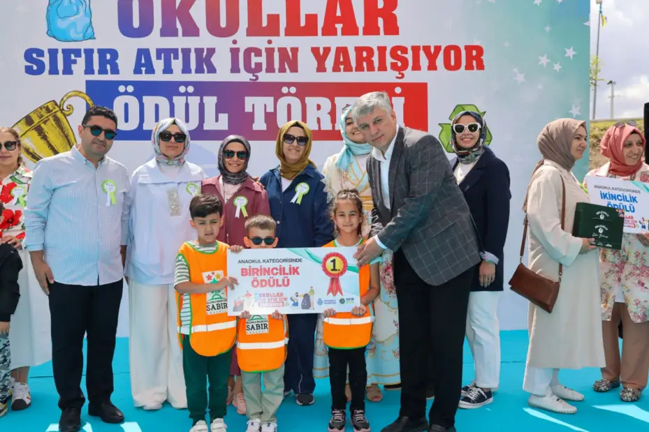  "Okullar Arası Sıfır Atık Yarışması" nın Ödül Töreni  Selçuklu Seyir Tepesi'nde Gerçekleşti