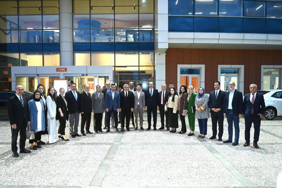 Ak Parti Genel Başkan Yardımcısı Yayman, Depremdeki Dayanışma İçin Başkan Altay'a ve Tüm Konyalılara Teşekkür Etti