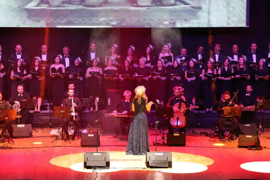 Selçuklu'da Sanat Akademisi Sanatseverlere Unutulmaz Bir Gece Yaşattı 
