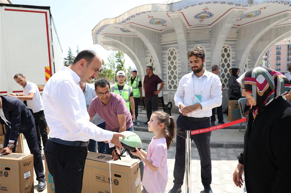 Başkan Altay  "Güle Oynaya Camiye Gel" Projesinde Çocukların Sevincine Eşlik Etti