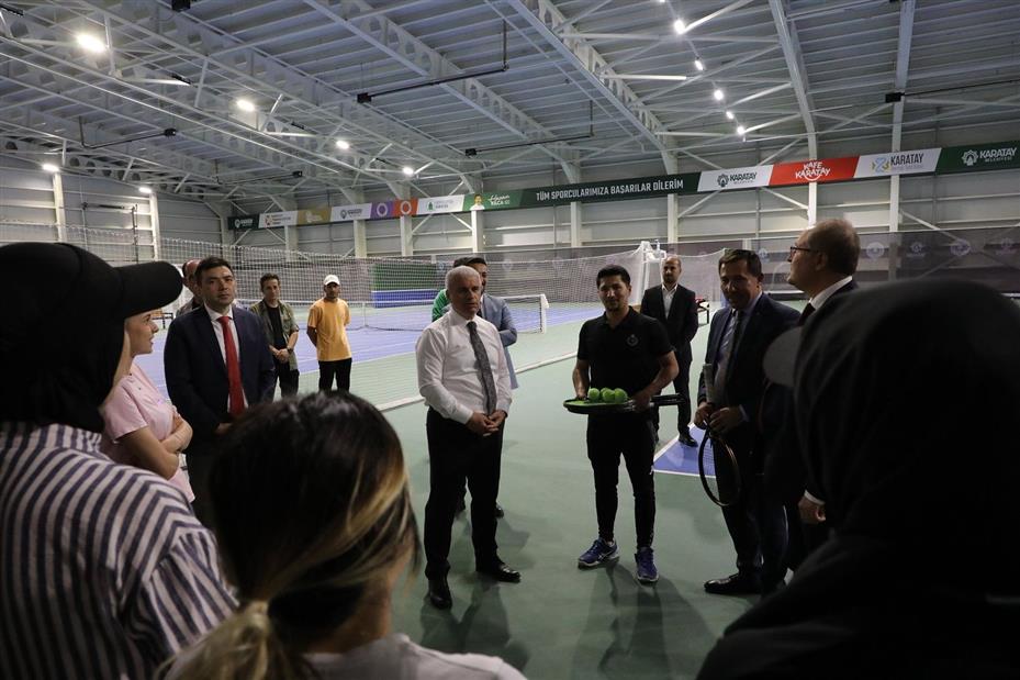 Vali Akın, Kaymakam Ayhan ve Başkan Kılca Karatay Tenis Kortu'nu Ziyaret Etti