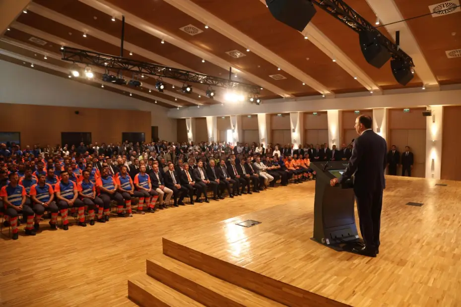 Başkan Altay Büyükşehir Çalışanlarıyla Bayramlaştı