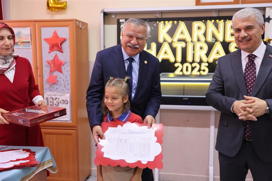 Selçuklu'da Öğrenciler Karne Heyecanı Yaşadı