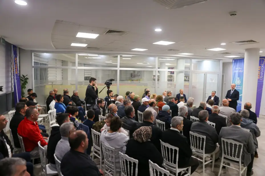 Beyhekim Mahallesi'nde Vatandaşlar Sordu Başkan Pekyatırmacı Cevapladı