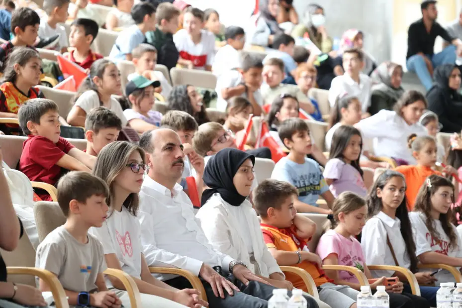 20 Bin Öğrenciyle Genç KOMEK Yaz Okulu Sona Erdi