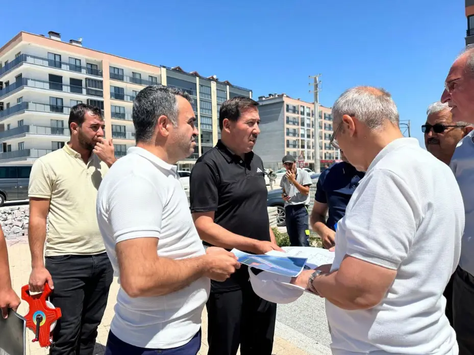 Karatay'da Yol ve Kaldırım Çalışmaları Tüm Hızıyla Devam Ediyor