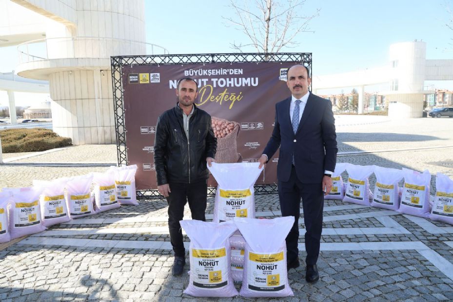 Konya Büyükşehir Bu Yıl Üreticiye 108.675 Kilo Nohut Desteği Verdi