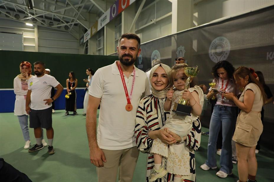 Karatay Tenis Kortu'nda Final Heyecanı