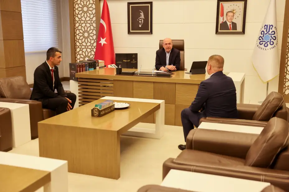Başkan Pekyatırmacı Halk Günü'nde Vatandaşlarla Bir Araya Geldi