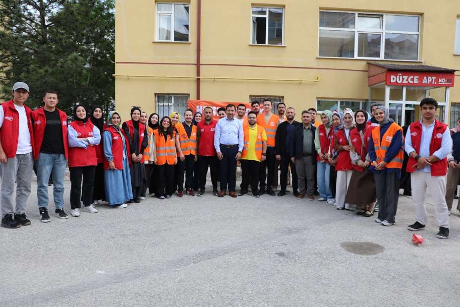 Karatay Çocuk Meclisi'nden Anlamlı Anneler Günü Etkinliği 