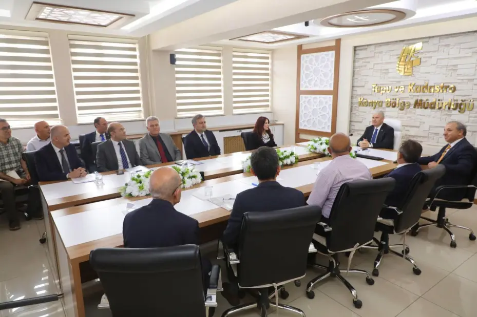 Vali İbrahim Akın, Konya Tapu ve Kadastro V. Bölge Müdürlüğünü Ziyaret Etti 
