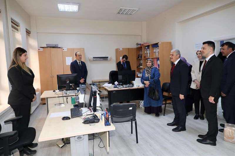 Vali İbrahim Akın, Hadim İlçesini Ziyaret Etti 