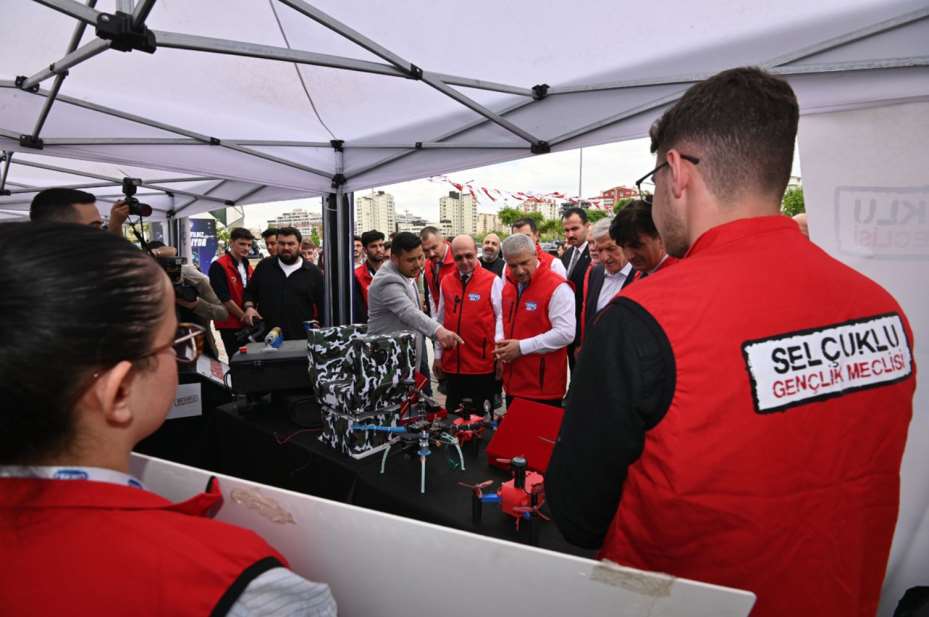 Selçuklu Tekno-sel Teknoloji ve Robot Yarışması Başladı