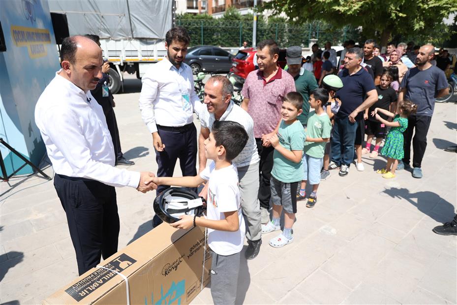 Başkan Altay  "Güle Oynaya Camiye Gel" Projesinde Çocukların Sevincine Eşlik Etti