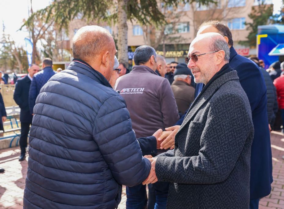 Başkan Pekyatırmacı Bedir Mahallesi'nde Vatandaşlarla Bir Araya Geldi  