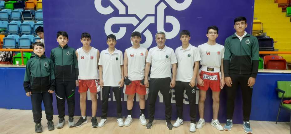 Karataylı Sporculardan Kick Boks Kupasında Büyük Başarı