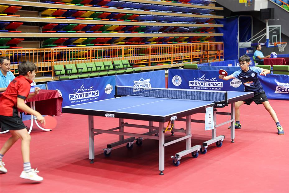 Sporun Merkezi Selçuklu'da Masa Tenisi Heyecanı Yaşandı