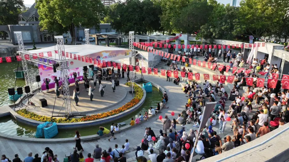 Kültürpark Çocuk Etkinlikleri Çocukların Yaz Tatiline Renk Katıyor