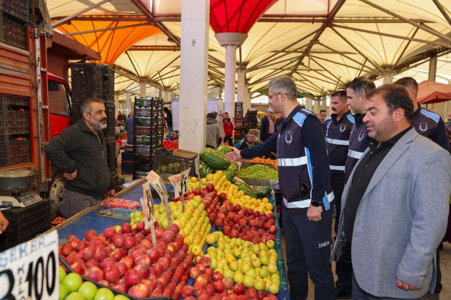 Selçuklu Belediyesi'nden Pazar Yeri Denetimi