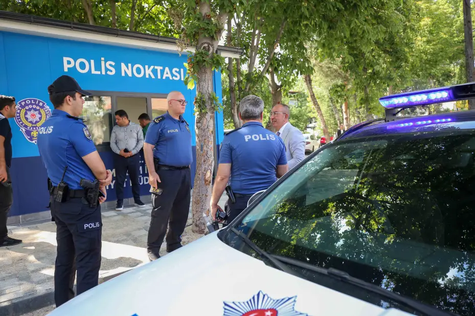 Kafeler Sokağına Özel Polis Noktası