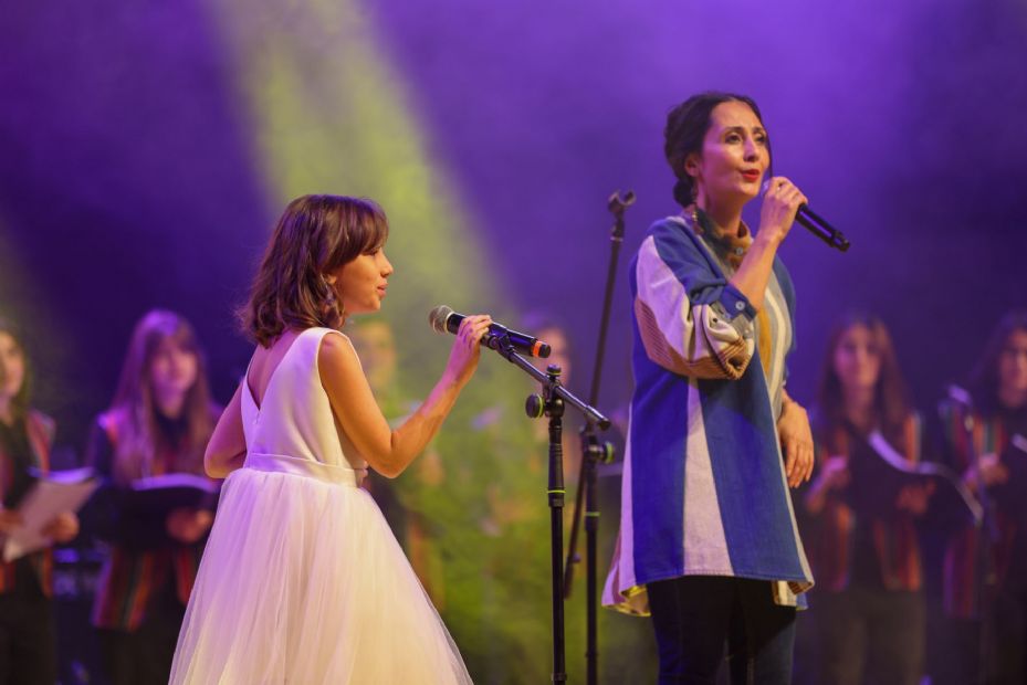 Selçuklu Belediyesi Sanat Akademisi Genç Korosu Erkin Koray Şarkılarıyla Unutulmaz Bir Gece Yaşattı