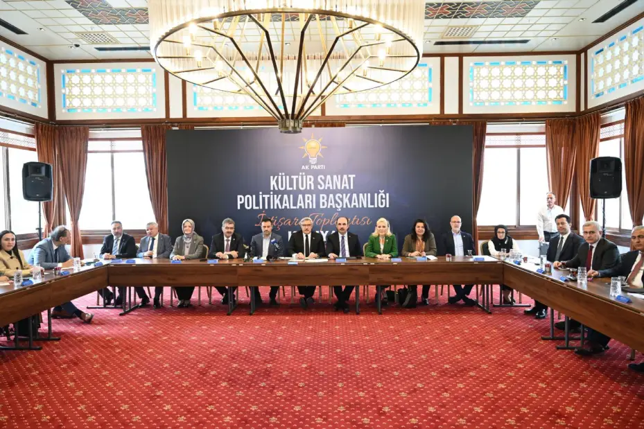 Ak Parti Genel Başkan Yardımcısı Yayman, Depremdeki Dayanışma İçin Başkan Altay'a ve Tüm Konyalılara Teşekkür Etti