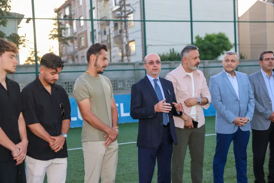 Konyasporlu Futbolculardan Selçuklu Belediyespor Kulübü U15 ve U17 Futbol Takımlarına Moral Ziyareti 