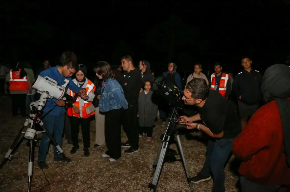 Meteor Yağmuru Meram'da Görsel Bir Şölene Dönüştü
