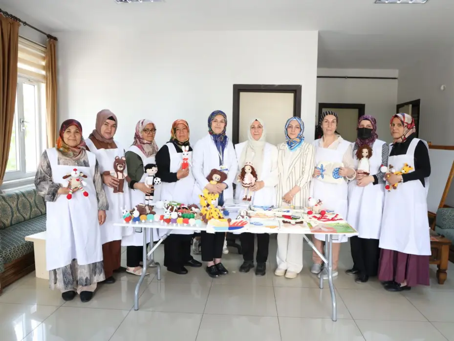 KOMEK Lösemi Tedavisi Gören Hastalara Destek Oluyor