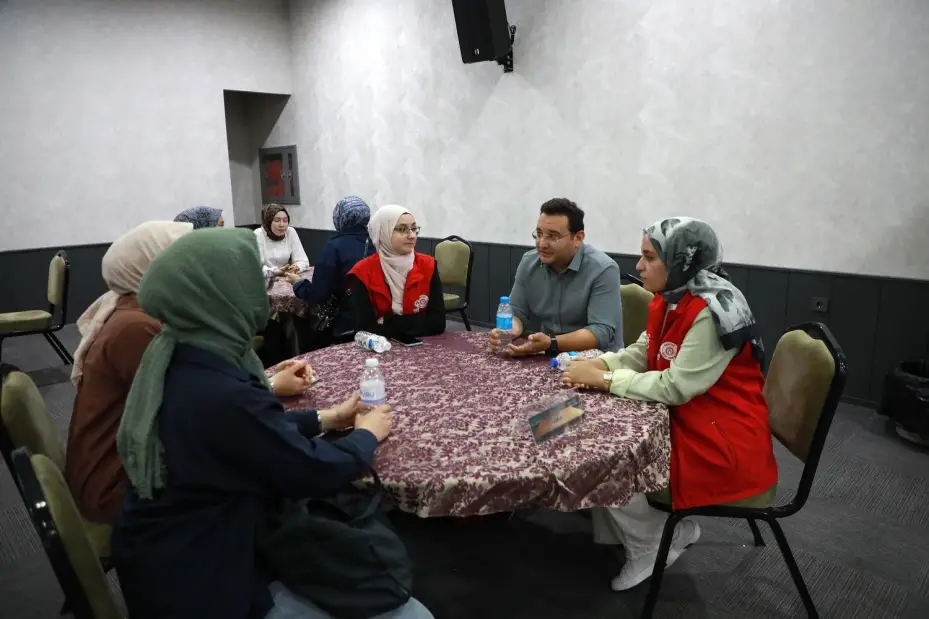 Karatay Gençlik Meclisi'nden Üniversite Adaylarına Rehberlik Desteği