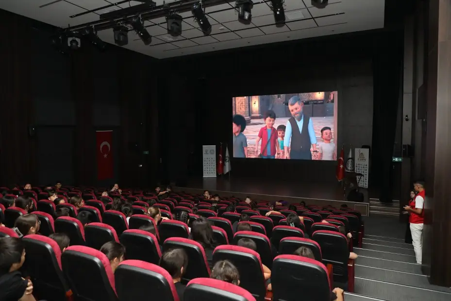 Başkan Kılca, Öğrencilerle Kudüs Filmini İzledi