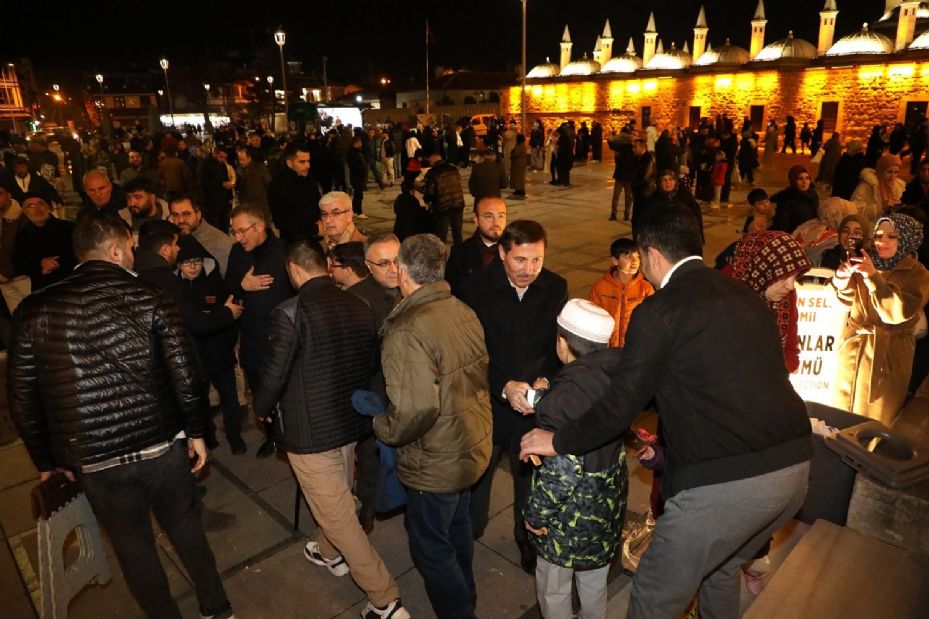 Berat Kandili'nde Karatay'da Gönüller Bir Oldu