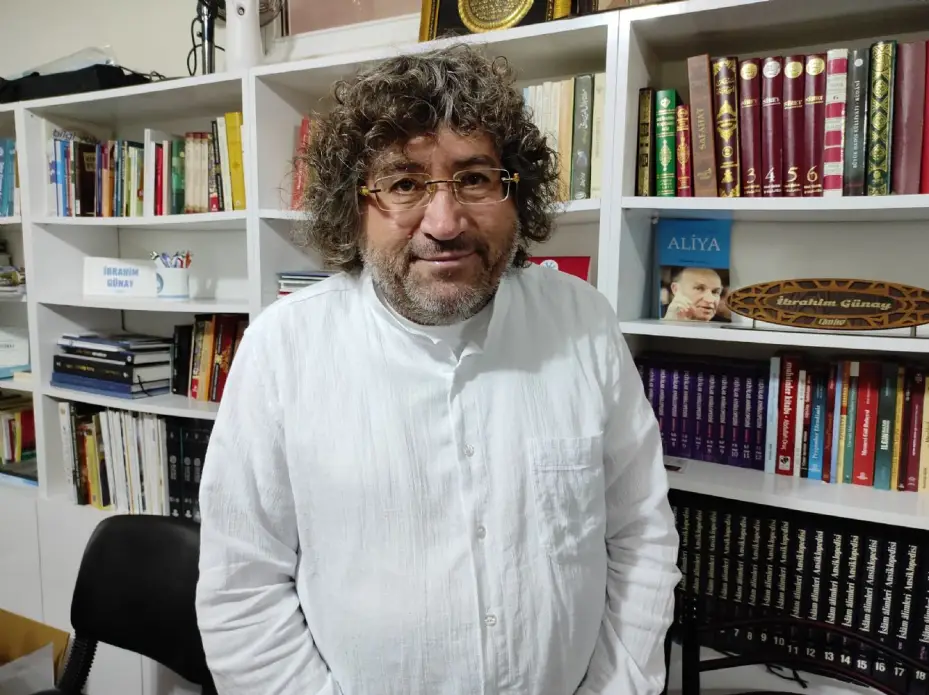 İbrahim Günay'dan Srebrenitsa Soykırımı'nın 30. Yıl Dönümü Mesajı: "Acımız Taze, Adalet Talebimiz Baki"