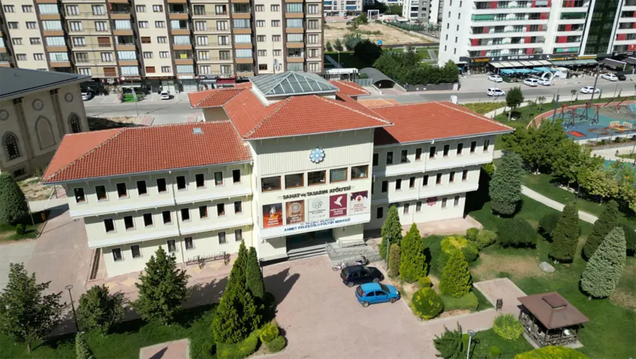 Başkan Pekyatırmacı'dan Selçuklu Sanat ve Tasarım Atölyesi'ne Ziyaret