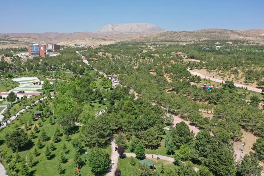 Dutlu Millet Bahçesi'nde Ateşli Piknik Yasaklandı