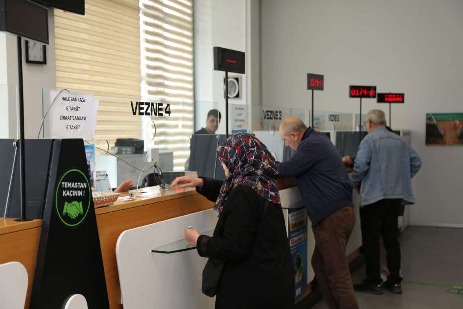 Meram'da Vezneler Öğle Tatilinde de Hizmet Verecek!