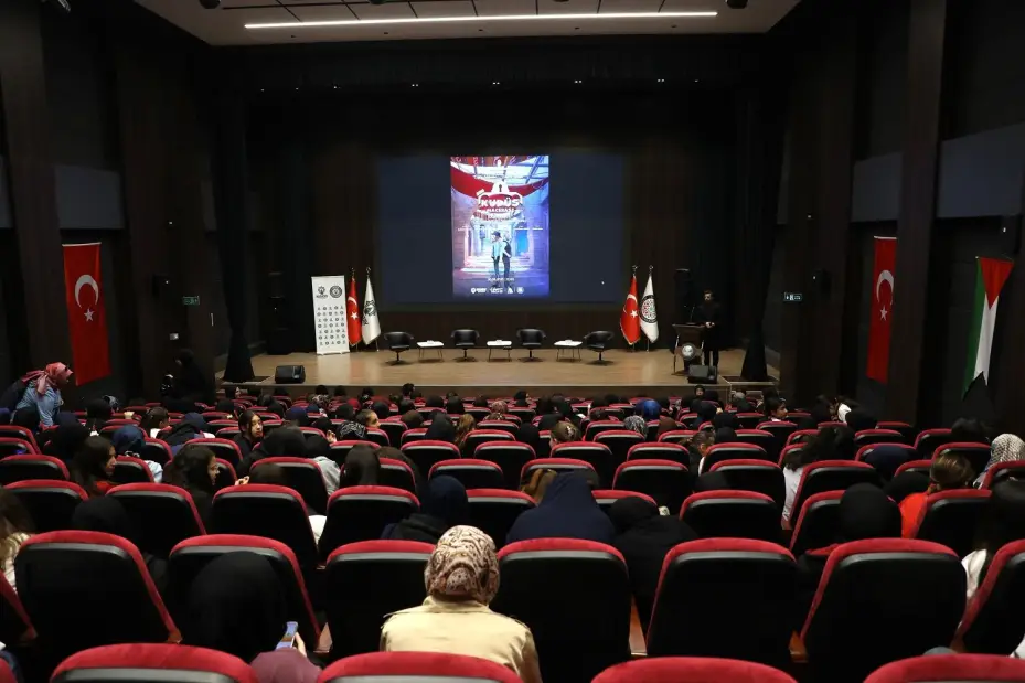 Başkan Kılca, Öğrencilerle Kudüs Filmini İzledi
