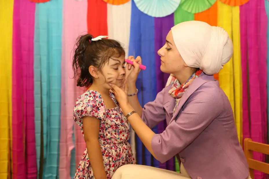 Minikler "Hoş Kubbe Masal Atölyesi"ni Çok Sevdi